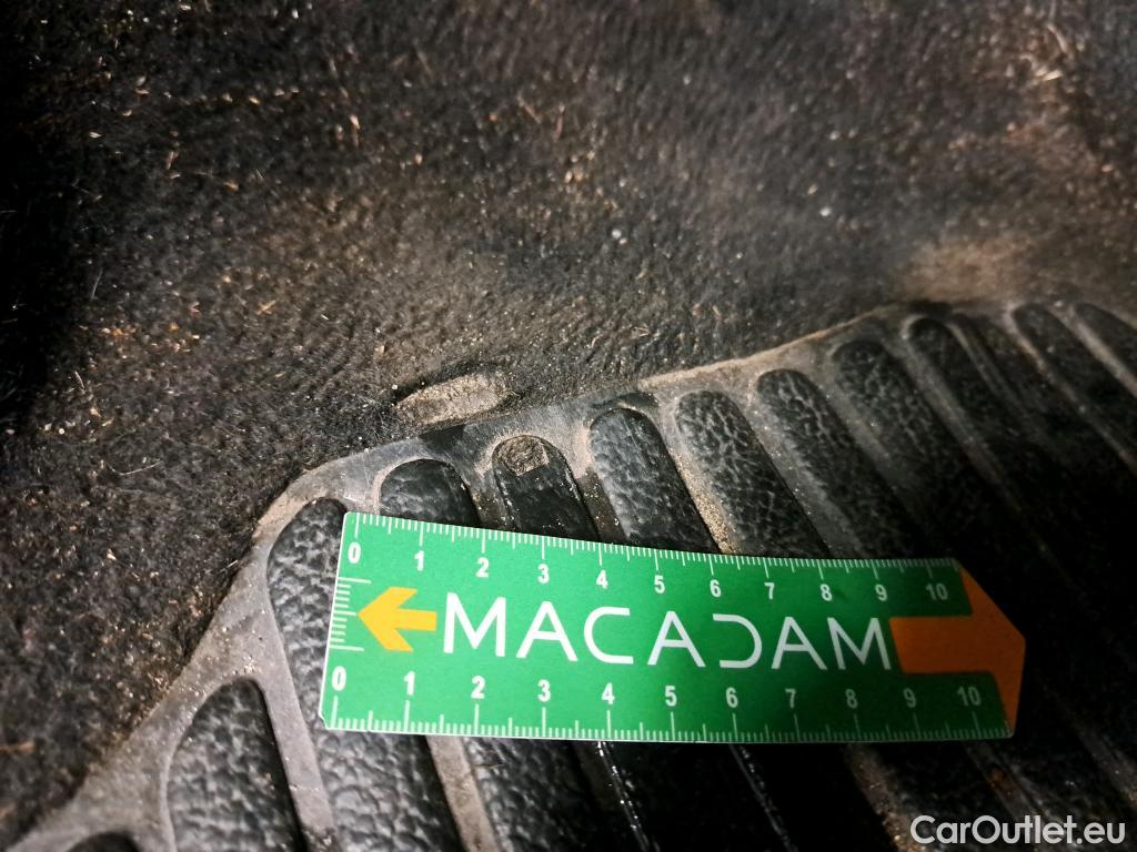  Renault  Clio  IV Zen 1.5 dCi 90CV BVM5 E5 #7