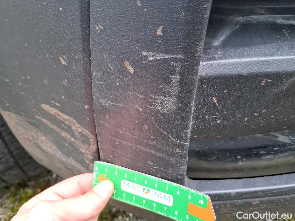  Volkswagen  Crafter VOLKSWAGEN  / 2017 / 4P / Fourgon tôlé 2.0 TDI 140 35 L3H3 4MO Procab Busi Line #62