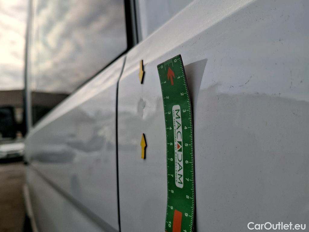  Volkswagen  Crafter VOLKSWAGEN  / 2017 / 4P / Fourgon tôlé 2.0 TDI 140 35 L3H3 4MO Procab Busi Line #56