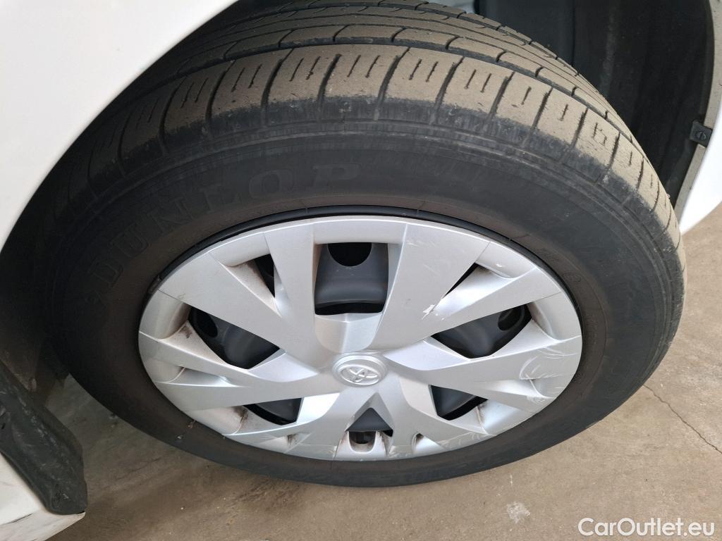  Toyota  Yaris TOYOTA  Hybride 5p Berline 1.5 VVT-I HYBRID France Business #35