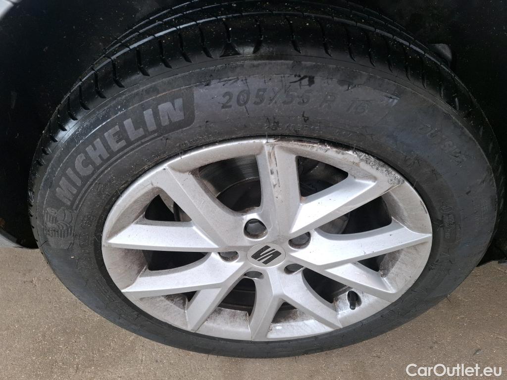  Seat  Leon SEAT  Sportstourer / 2020 / 5P / Break 2.0 TDI 150 DSG S&S Style Business #67