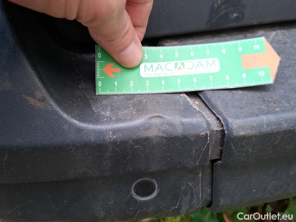  Volkswagen  Crafter VOLKSWAGEN  / 2017 / 4P / Fourgon tôlé 2.0 TDI 140 35 L3H3 4MO Procab Busi Line #47