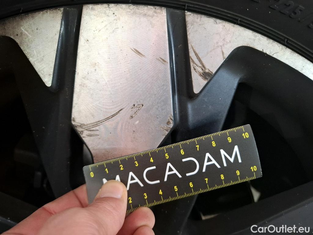  Peugeot  5008  GT 2.0 HDi 180CV BVA8 7 Sieges E6d #17