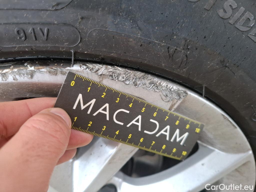  Seat  Leon SEAT  Sportstourer / 2020 / 5P / Break 2.0 TDI 150 DSG S&S Style Business #68