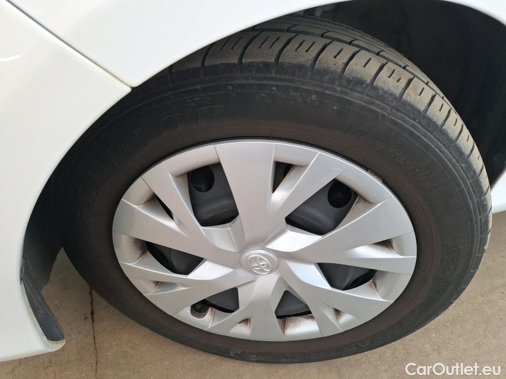  Toyota  Yaris TOYOTA  Hybride 5p Berline 1.5 VVT-I HYBRID France Business #55