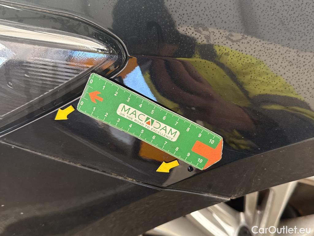  Volkswagen  Passat VOLKSWAGEN  / 2019 / 4P / Berline 2.0 TDI EVO SCR 200 4WD DSG7 R LINE #39