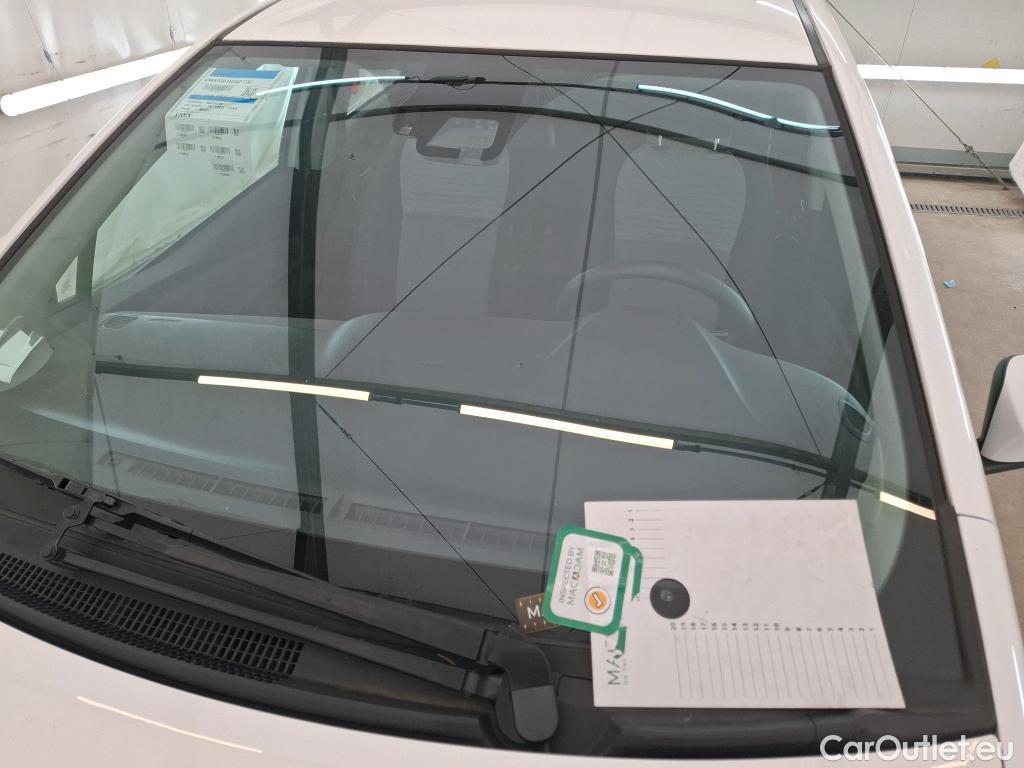  Toyota  Yaris TOYOTA  Hybride 5p Berline 1.5 VVT-I HYBRID France Business #40