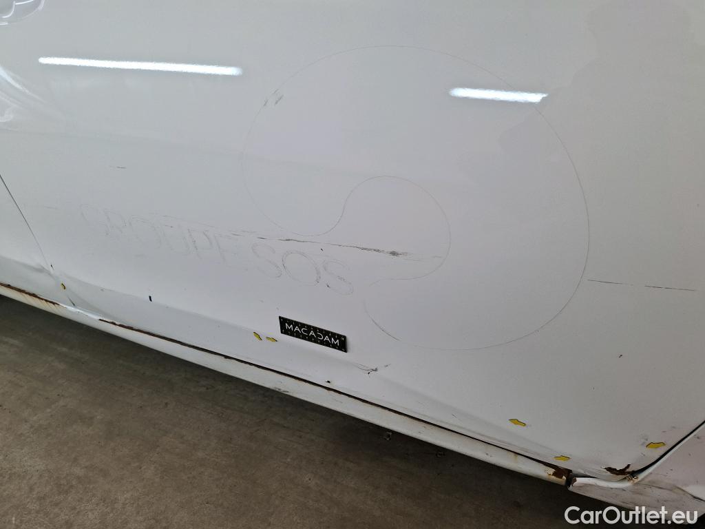  Toyota  Yaris TOYOTA  Hybride 5p Berline 1.5 VVT-I HYBRID France Business #1