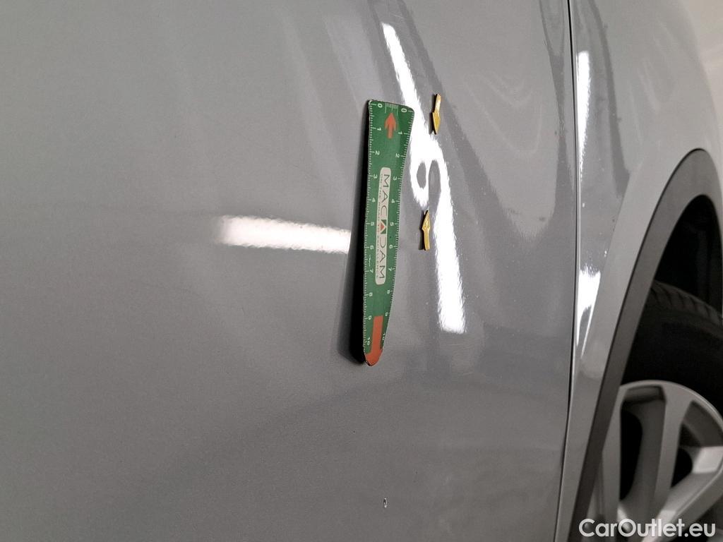  Renault  Kadjar RENAULT  / 2018 / 5P / Crossover Evolution TCe 140 EDC #8