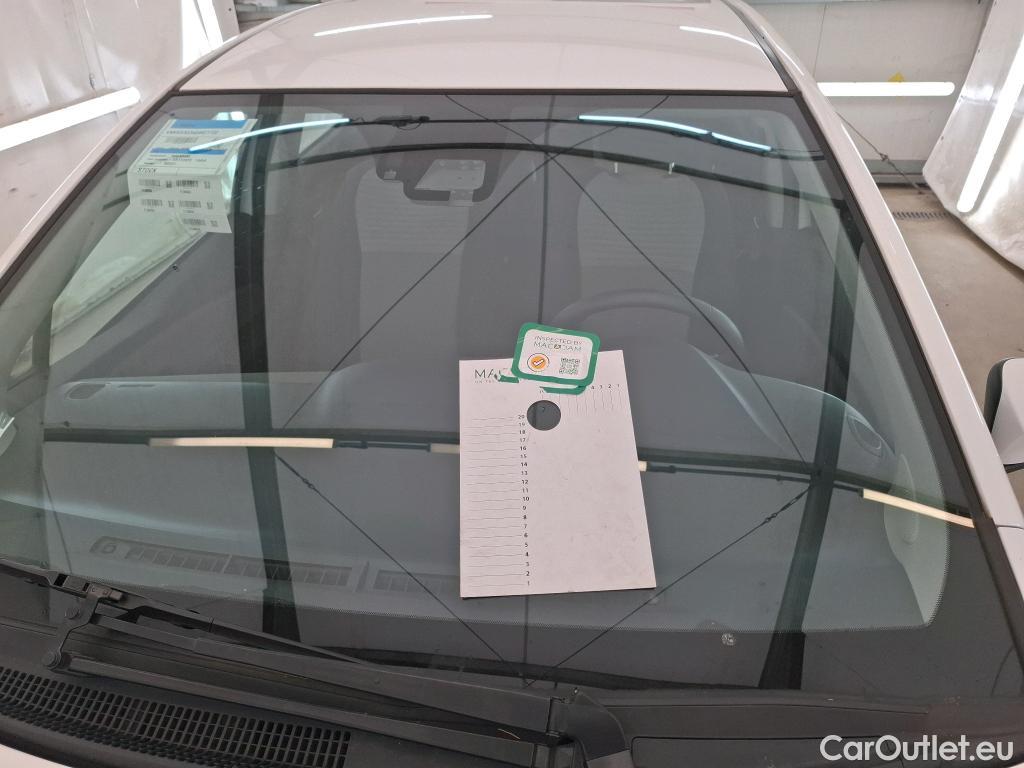  Toyota  Yaris TOYOTA  Hybride 5p Berline 1.5 VVT-I HYBRID France Business #13