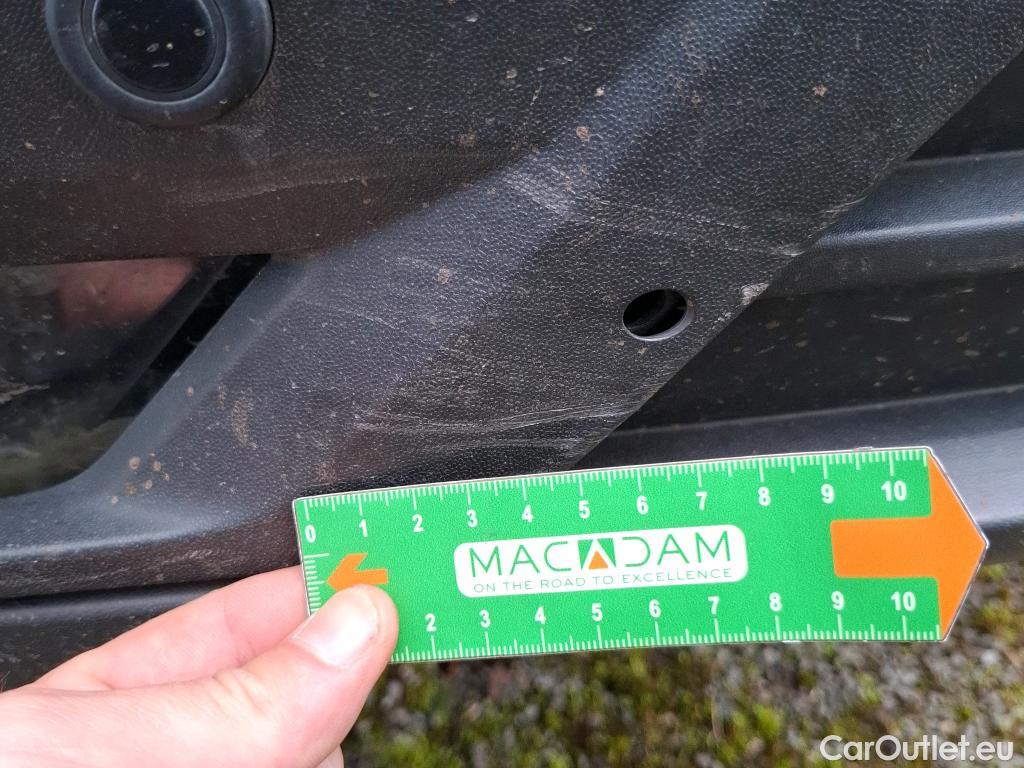  Volkswagen  Crafter VOLKSWAGEN  / 2017 / 4P / Fourgon tôlé 2.0 TDI 140 35 L3H3 4MO Procab Busi Line #63