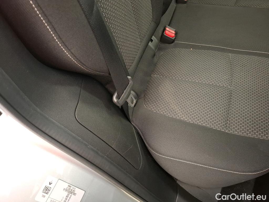  Renault  Kadjar RENAULT  / 2018 / 5P / Crossover Evolution TCe 140 EDC #3