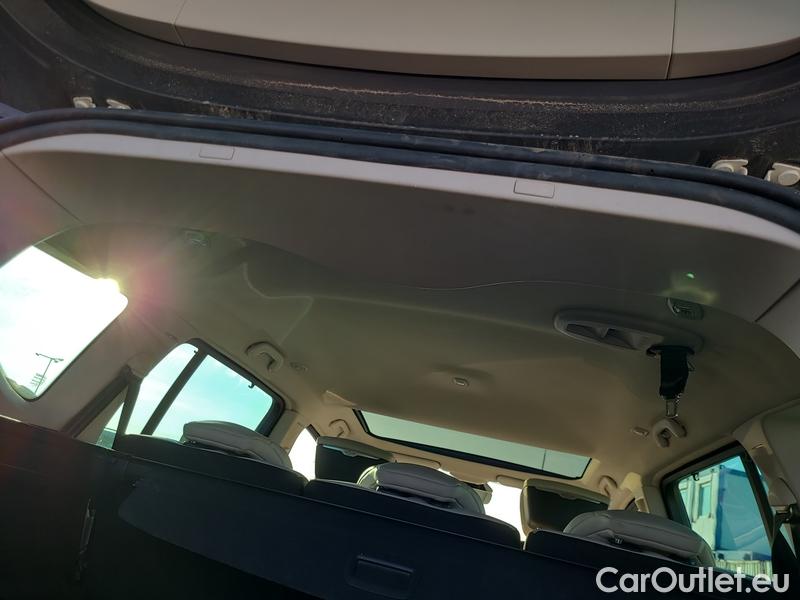  Renault  Espace  5 (2015)  1.8TCe 225 InitParis AT #10