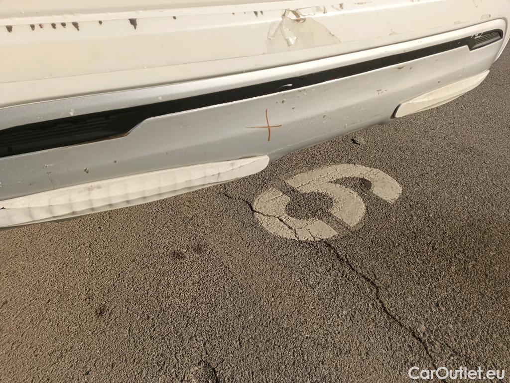  Mitsubishi  Outlander MITSUBISHI  / 2015 / 5P / todoterreno 2.4 PHEV Kaiteki Auto 4WD #28