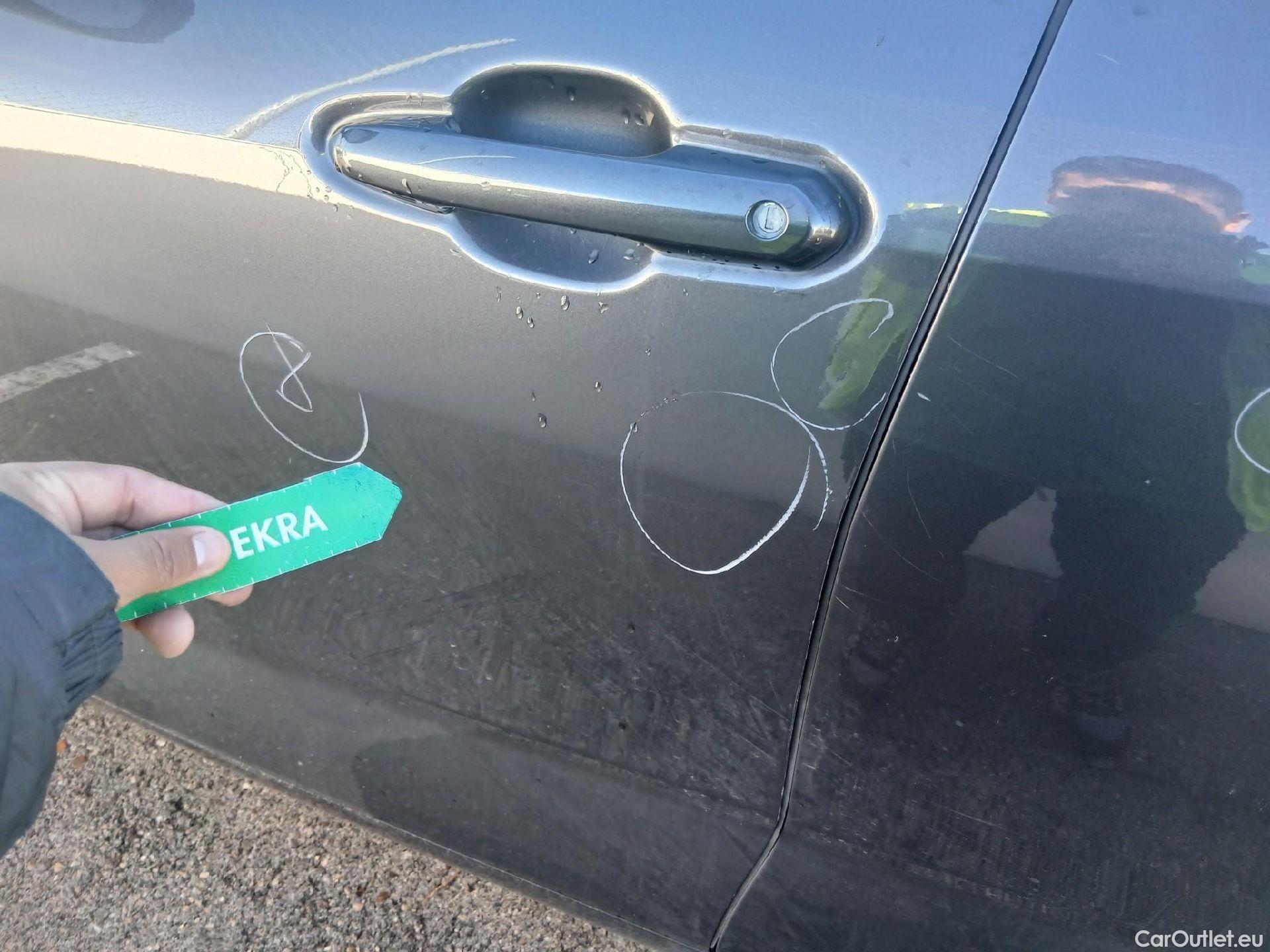  Toyota  Highlander TOYOTA  / 2021 / 5P / todoterreno 2.5 Advance P. Metalizada #15