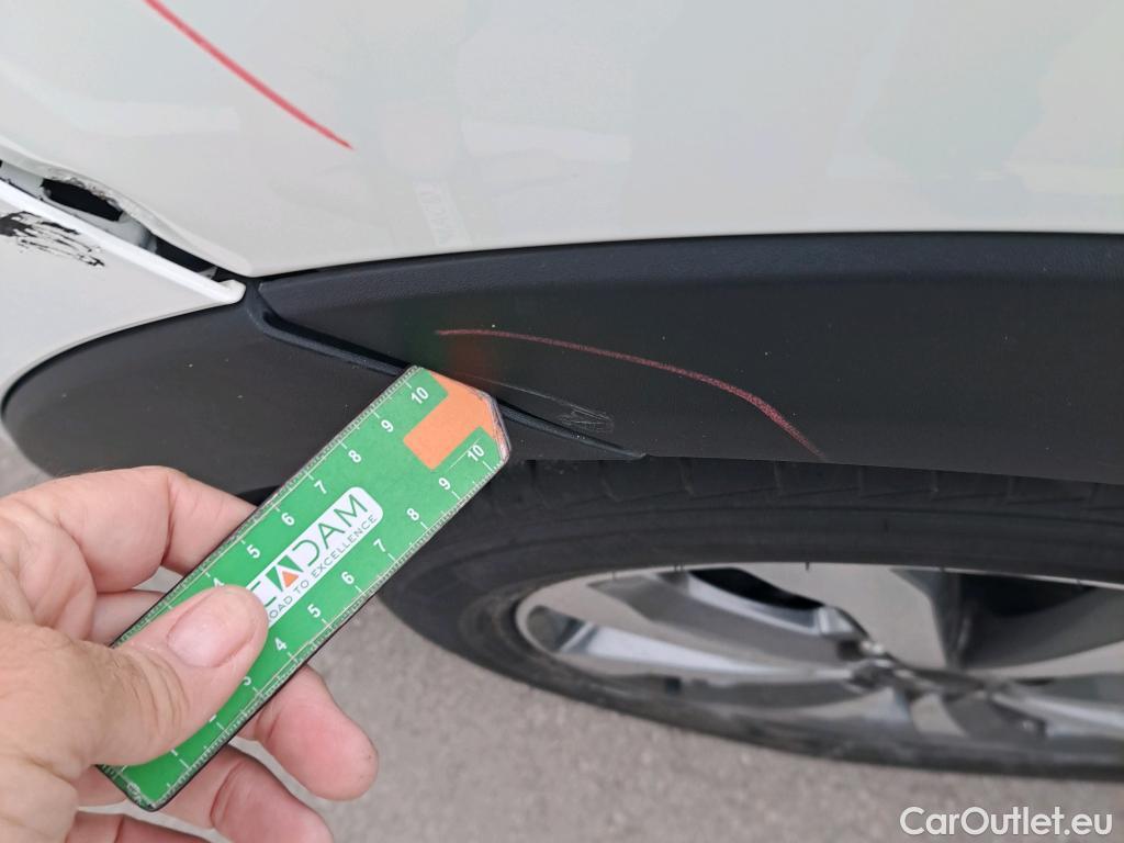  KIA  STONIC KIA  / 2017 / 5P / todoterreno 1.0 T-GDi 88kW (120CV) MHEV iMT Drive #34