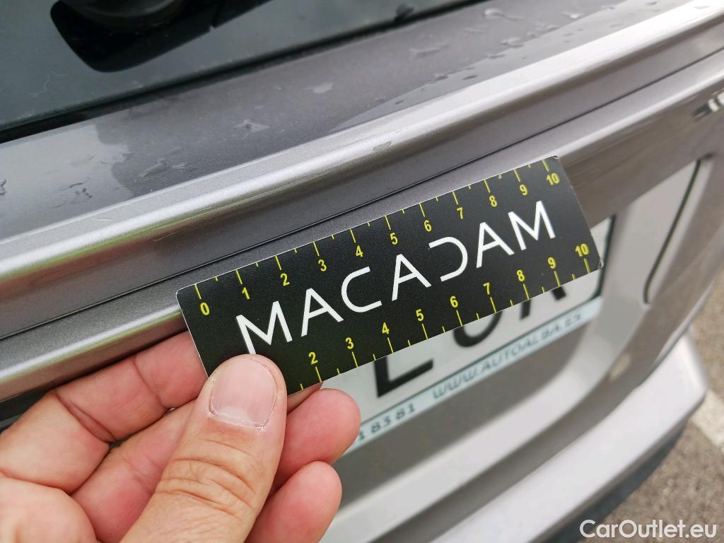  Toyota  C-HR TOYOTA  / 2016 / 5P / todoterreno 1.8 125H Advance (CX) #16