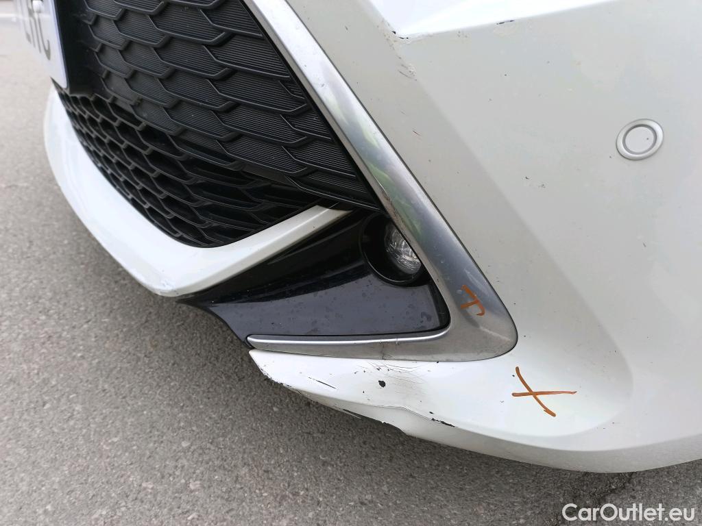  Toyota  Corolla TOYOTA  / 2019 / 5P / familiar 2.0 180H ADVANCE E-CVT TOURING SPORT #1