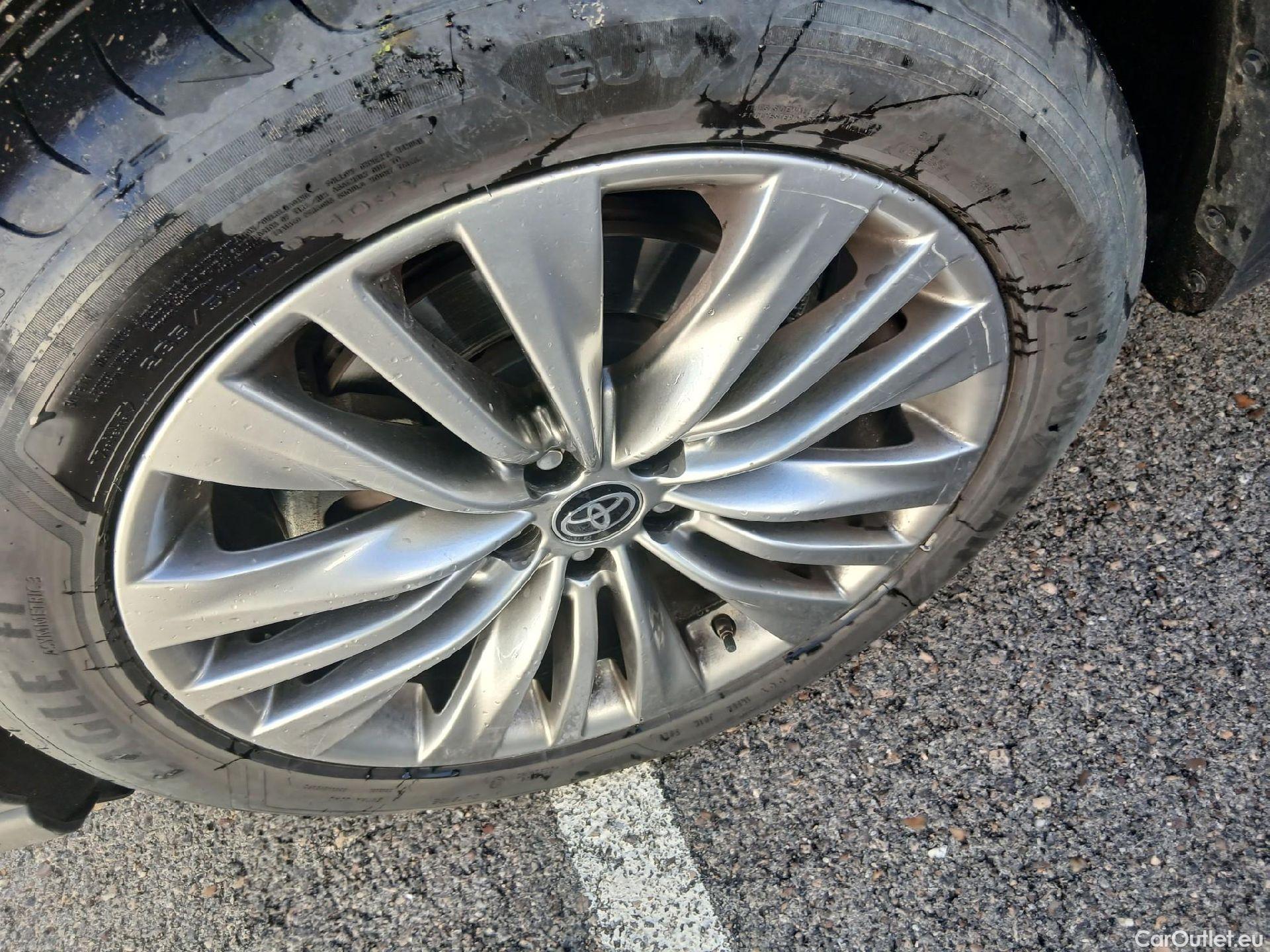  Toyota  Highlander TOYOTA  / 2021 / 5P / todoterreno 2.5 Advance P. Metalizada #13