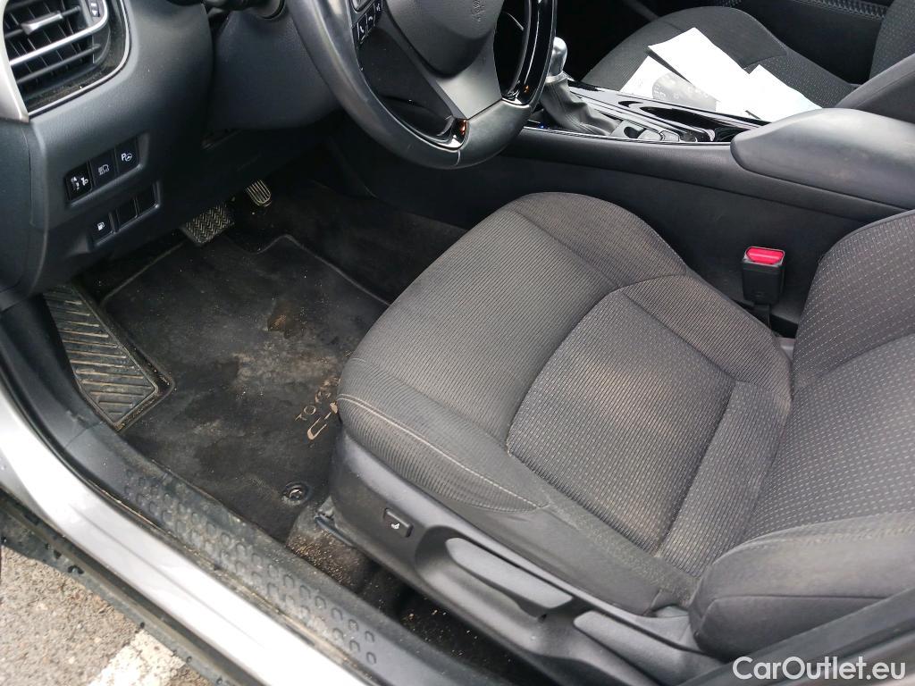  Toyota  C-HR TOYOTA  / 2016 / 5P / todoterreno 1.8 125H Advance (CX) #6