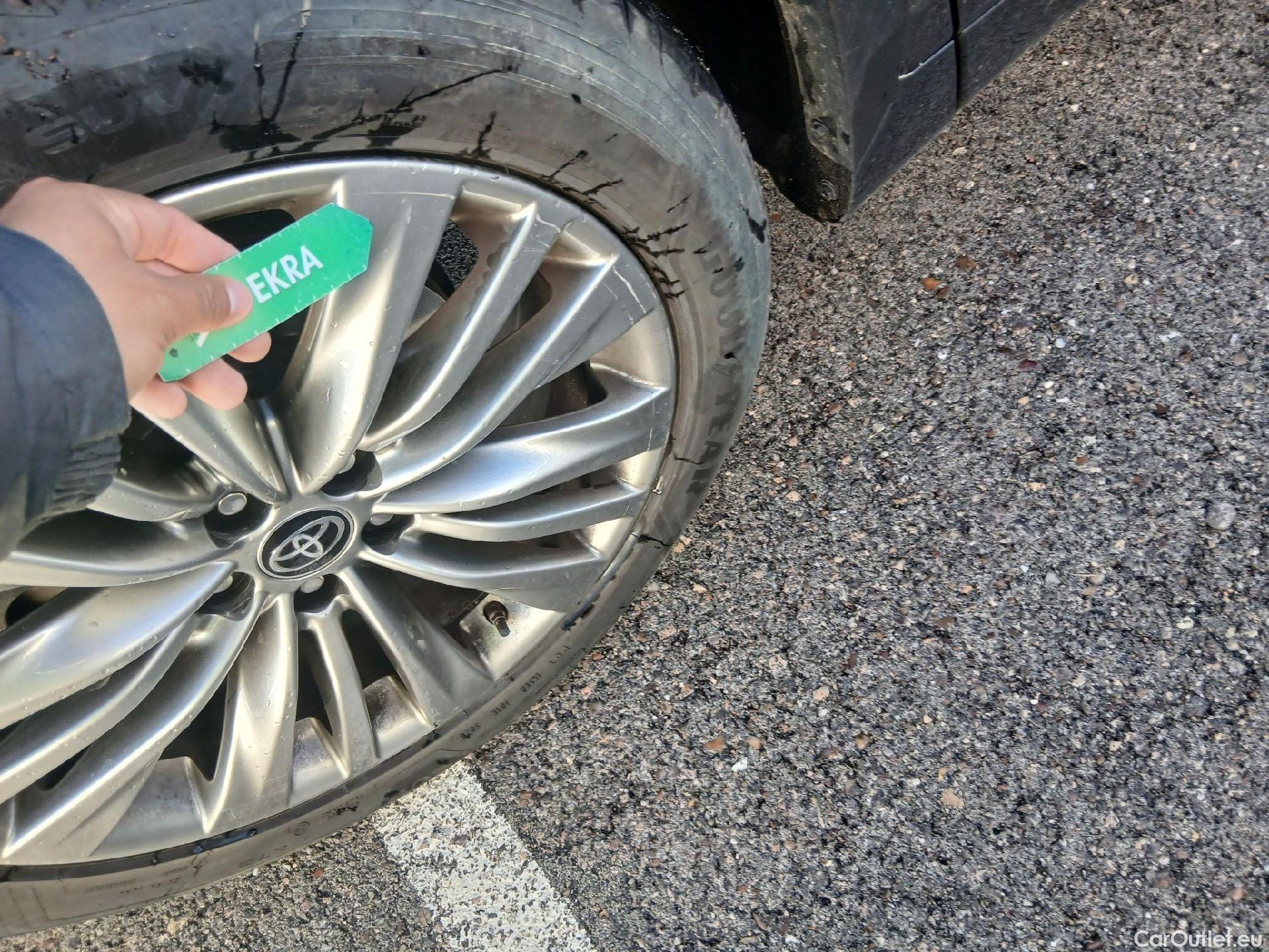  Toyota  Highlander TOYOTA  / 2021 / 5P / todoterreno 2.5 Advance P. Metalizada #12