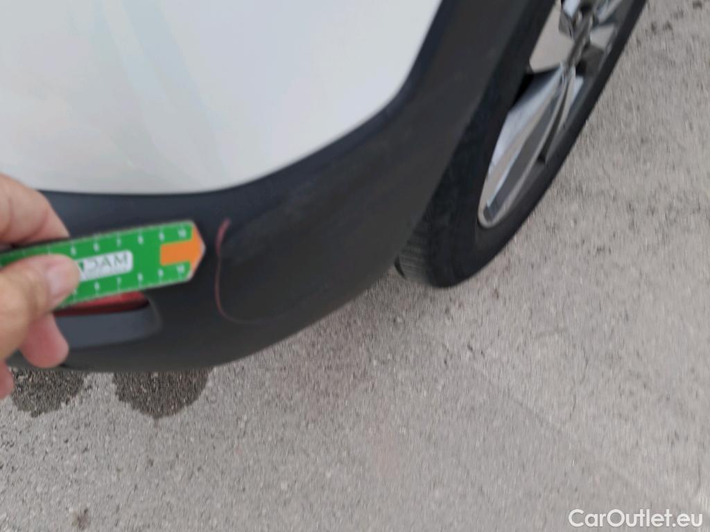  KIA  STONIC KIA  / 2017 / 5P / todoterreno 1.0 T-GDi 88kW (120CV) MHEV iMT Drive #20