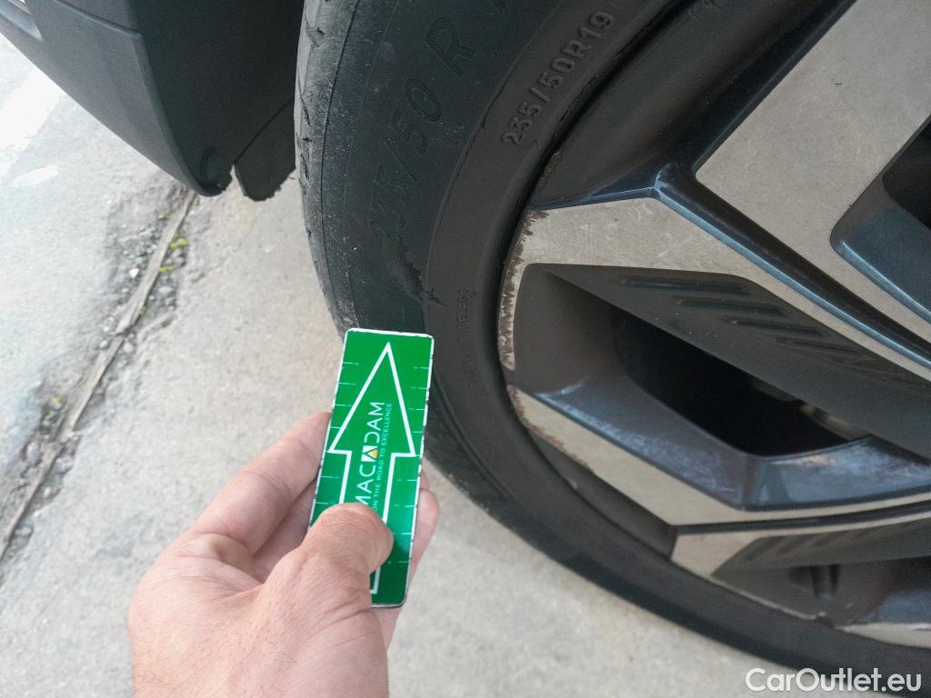  Hyundai  Tucson HYUNDAI  / 2020 / 5P / todoterreno 1.6 TGDI PHEV 195kW Tecno Sky Auto 4x4 #7