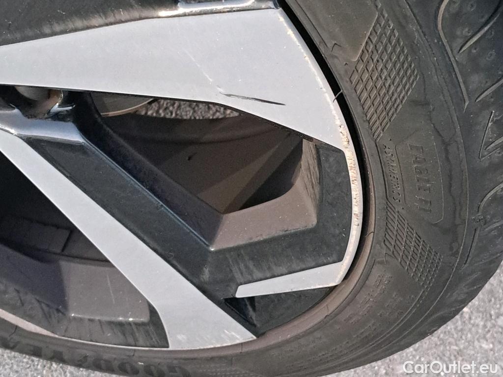  Nissan  Juke NISSAN  / 2019 / 5P / crossover DIG-T 86 kW (117 CV) 6 M/T TEKNA #4