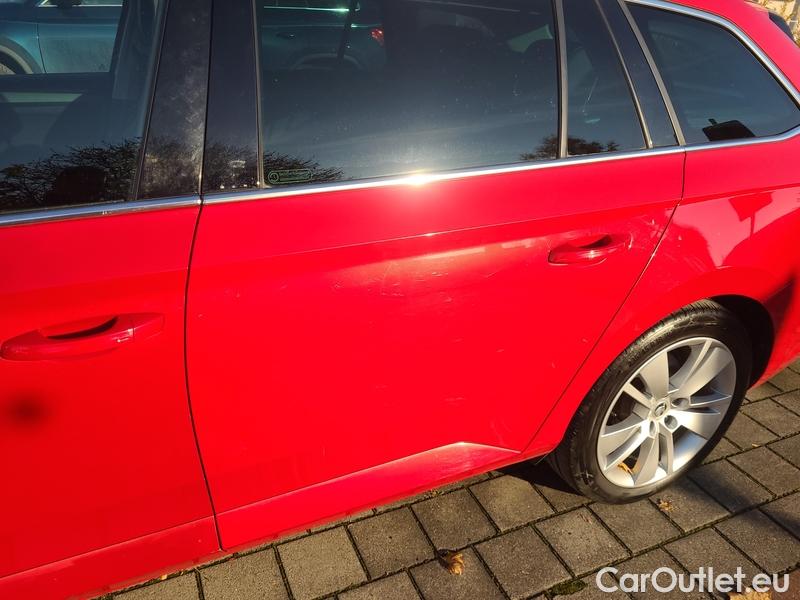  Skoda  Superb  Combi (3V5)(2015) Sup.C.FL2.0TDI 110 Style AT #5