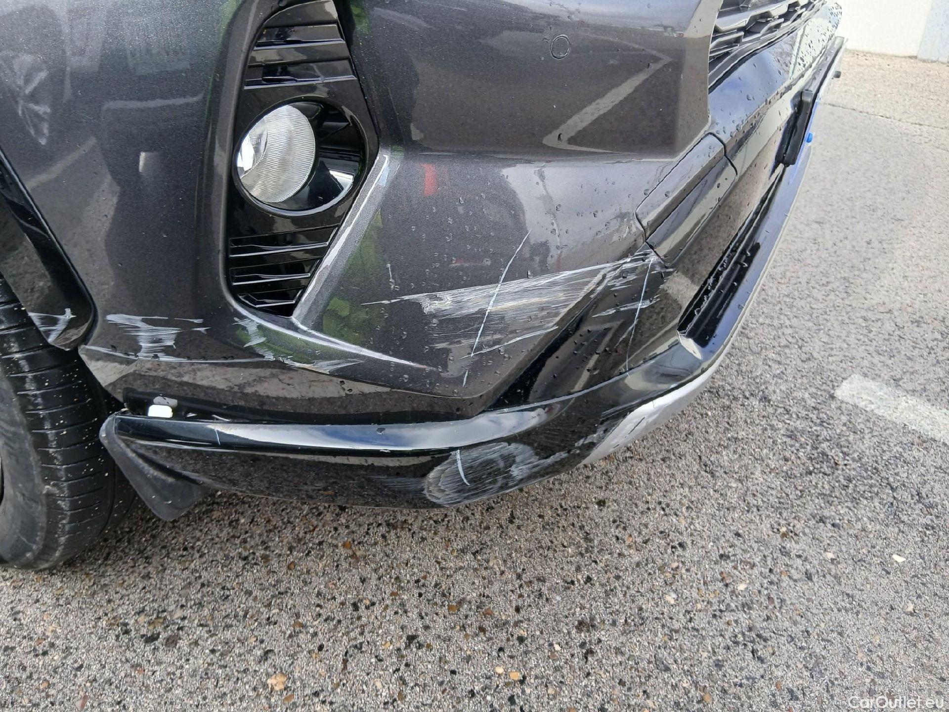  Toyota  RAV4 TOYOTA  / 2018 / 5P / todoterreno 2.5l 220H Style #6