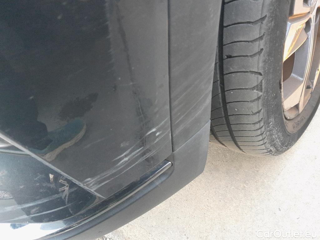  Hyundai  Tucson HYUNDAI  / 2020 / 5P / todoterreno 1.6 TGDI PHEV 195kW Tecno Sky Auto 4x4 #40