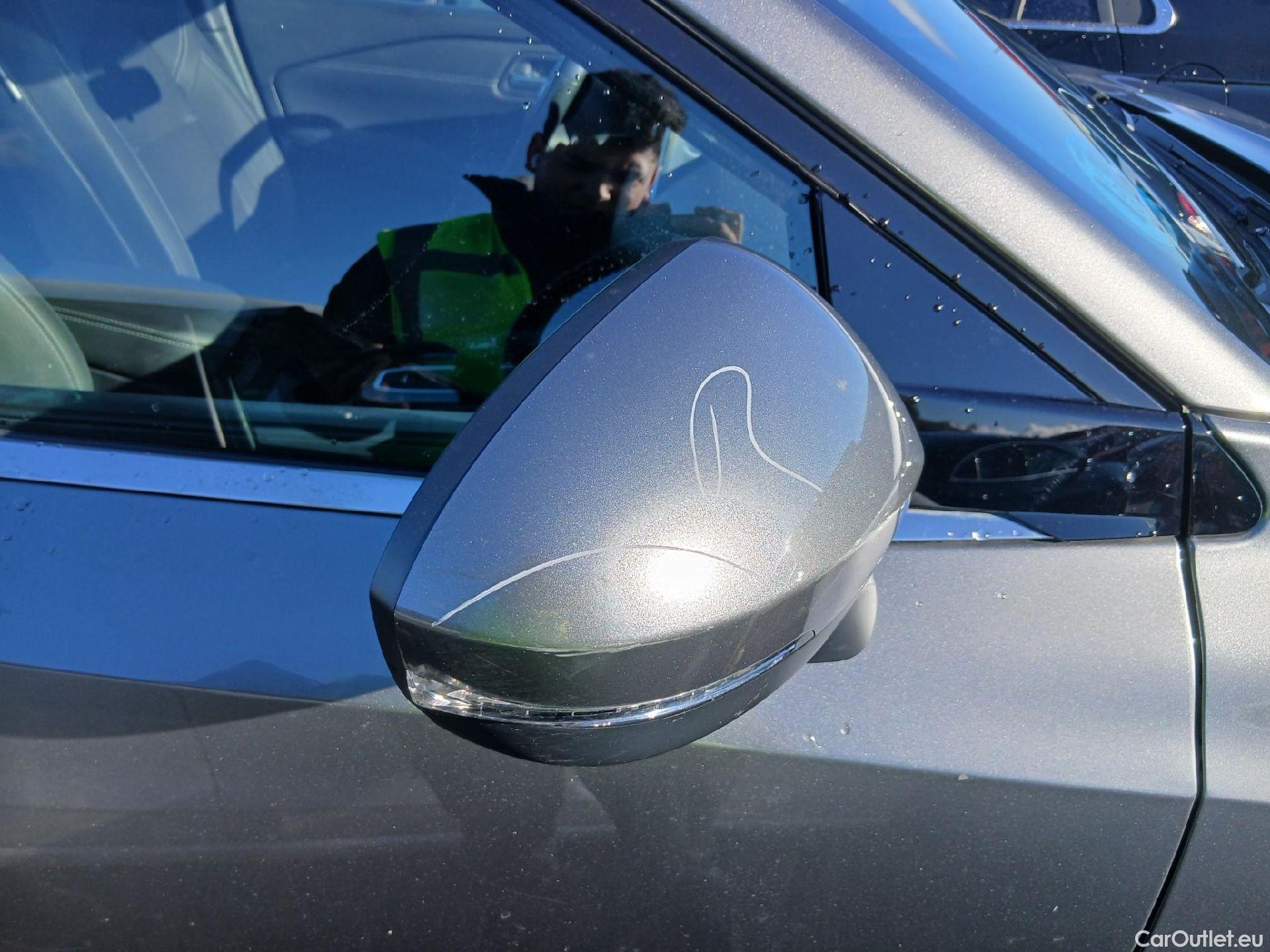  Nissan  Qashqai NISSAN  / 2021 / 5P / todoterreno DIG-T 116kW (158CV) mHEV Xtronic Acenta (AC) #25