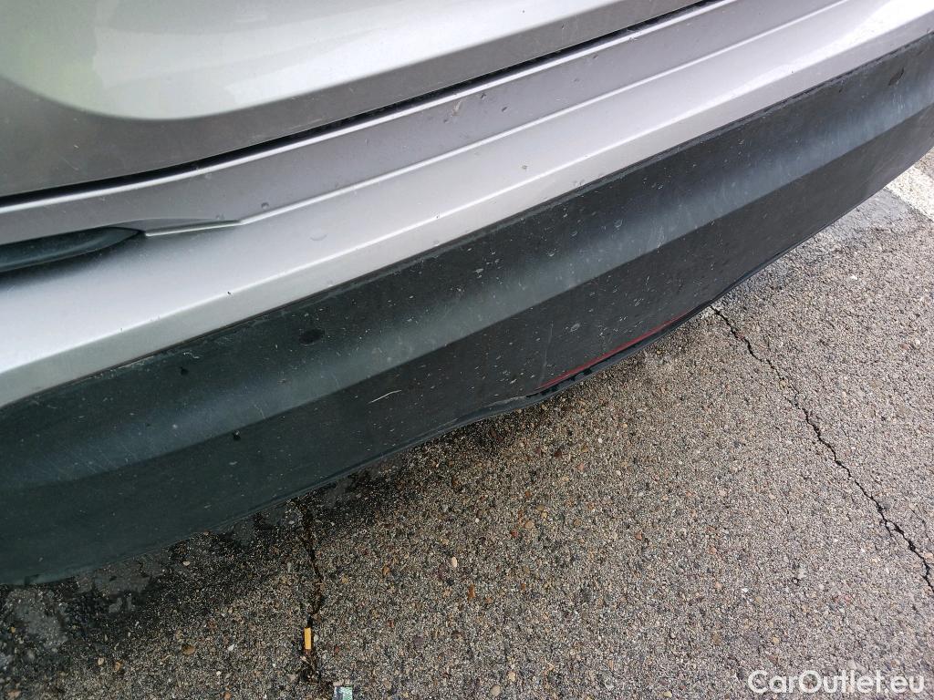  Toyota  C-HR TOYOTA  / 2016 / 5P / todoterreno 1.8 125H Advance (CX) #13