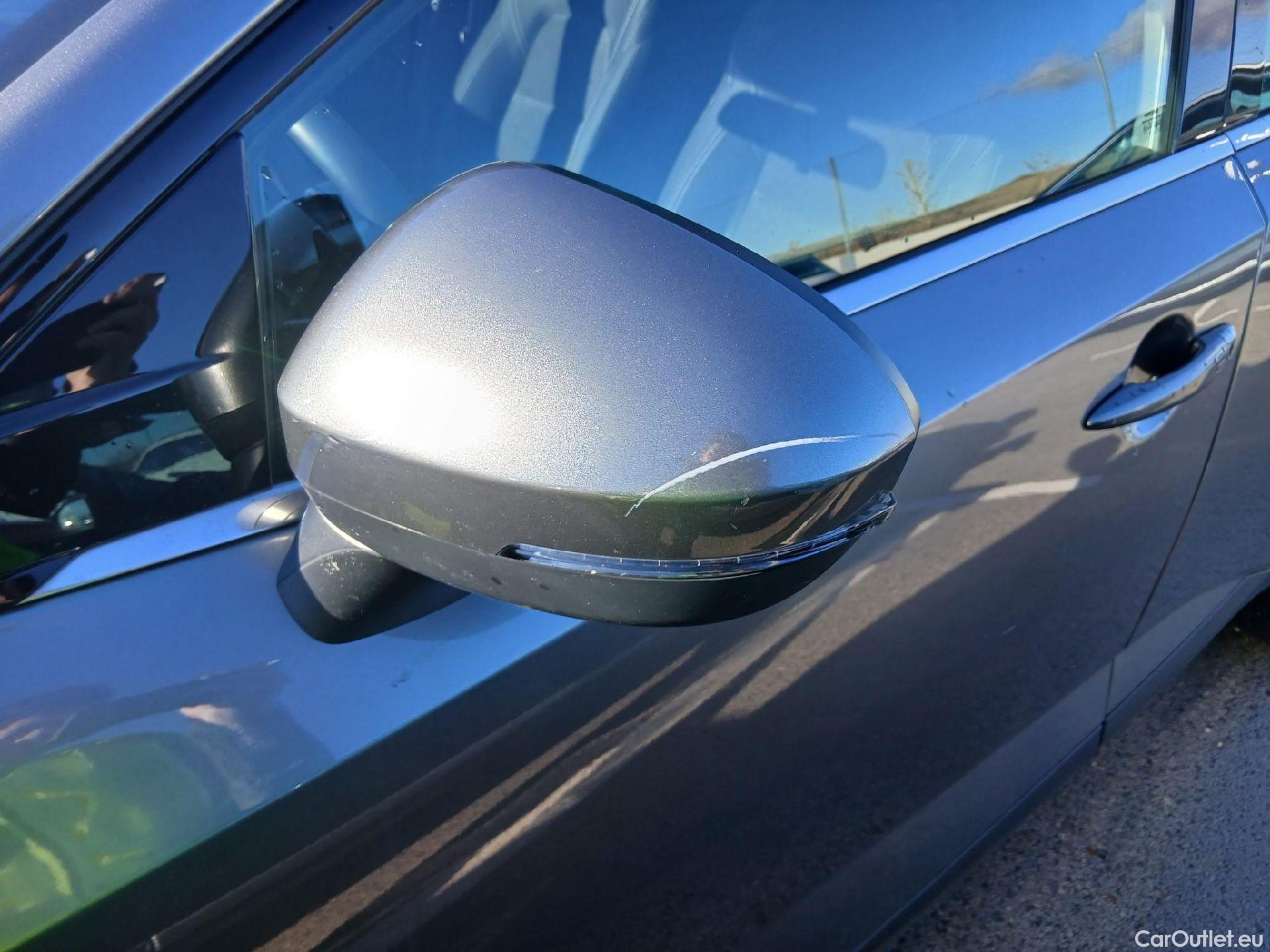  Nissan  Qashqai NISSAN  / 2021 / 5P / todoterreno DIG-T 116kW (158CV) mHEV Xtronic Acenta (AC) #12