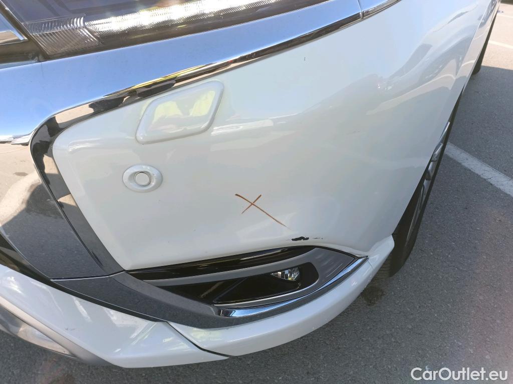  Mitsubishi  Outlander MITSUBISHI  / 2015 / 5P / todoterreno 2.4 PHEV Kaiteki Auto 4WD #26