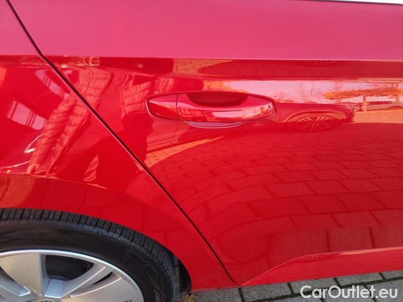  Skoda  Superb  Combi (3V5)(2015) Sup.C.FL2.0TDI 110 Style AT #10