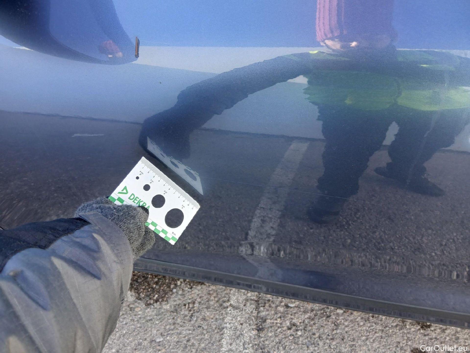  KIA  Niro KIA  / 2019 / 5P / crossover 1.6 GDi HEV 104kW (141CV) Drive #6