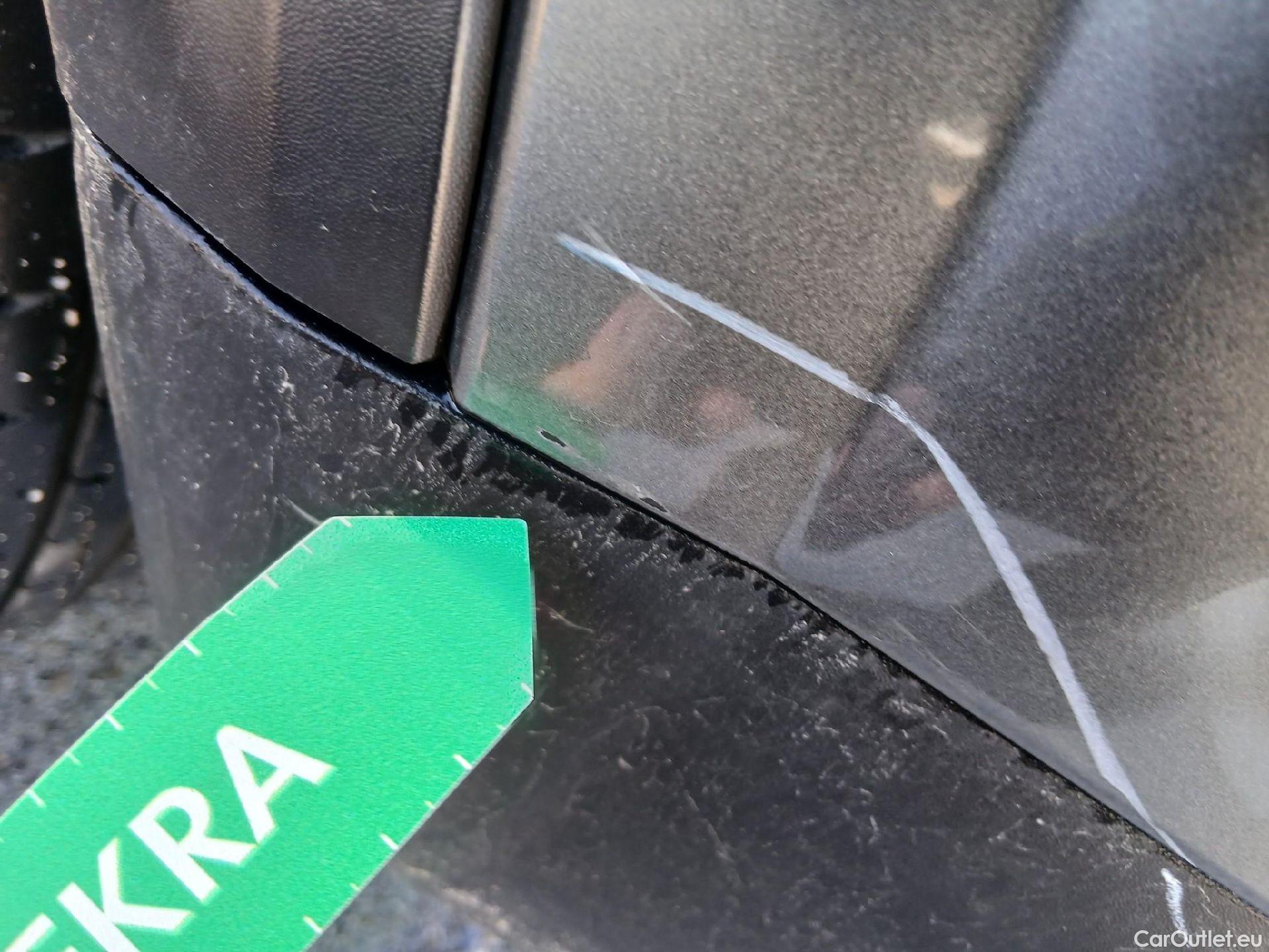  Nissan  Qashqai NISSAN  / 2021 / 5P / todoterreno DIG-T 116kW (158CV) mHEV Xtronic Acenta (AC) #16