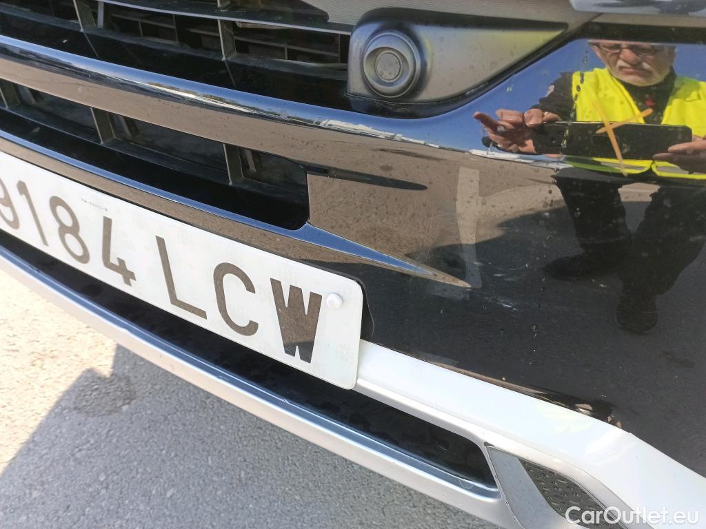  Mitsubishi  Outlander MITSUBISHI  / 2015 / 5P / todoterreno 2.4 PHEV Kaiteki Auto 4WD #32