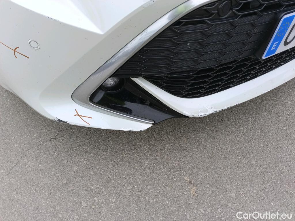  Toyota  Corolla TOYOTA  / 2019 / 5P / familiar 2.0 180H ADVANCE E-CVT TOURING SPORT #4