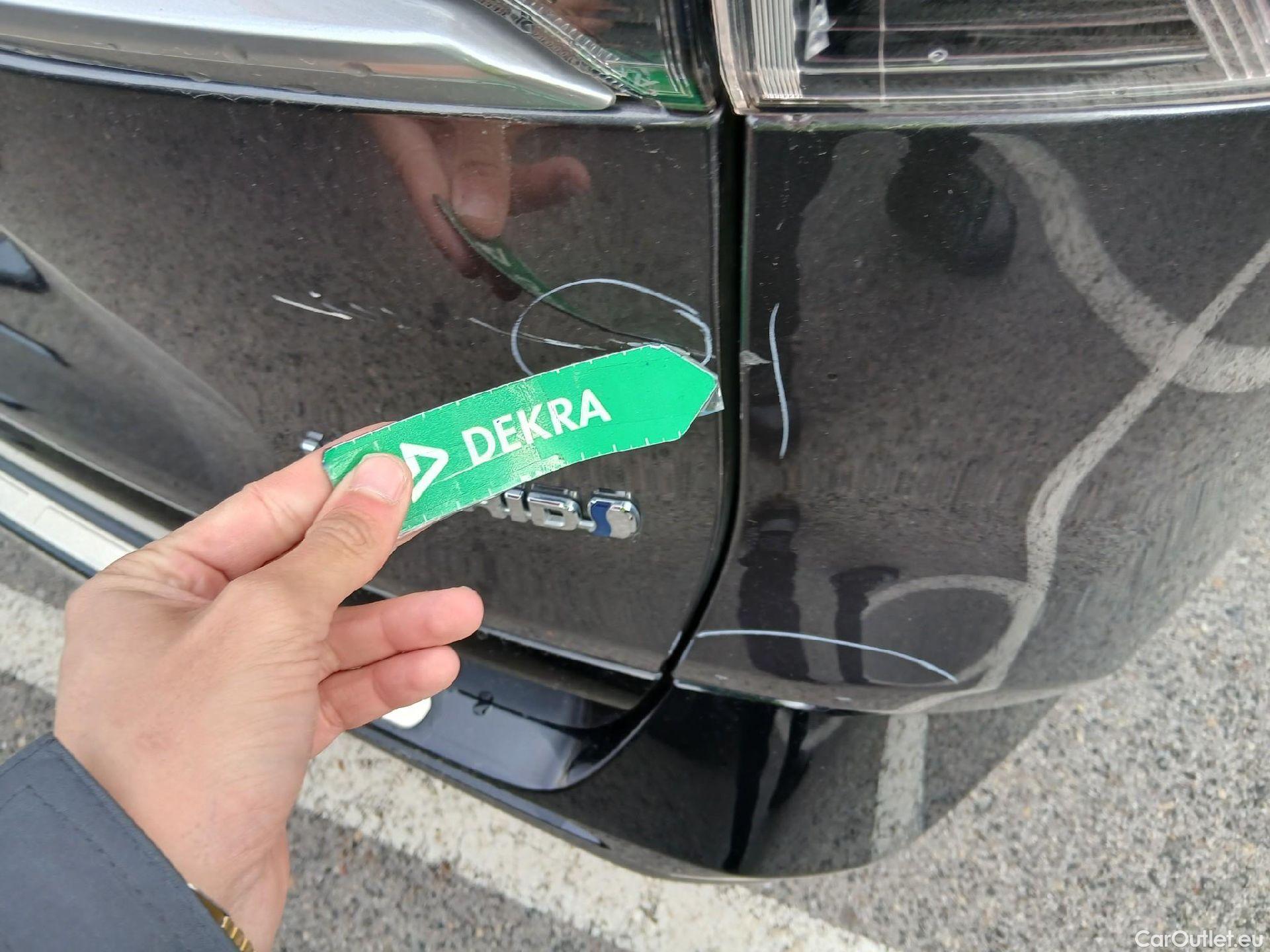  Toyota  RAV4 TOYOTA  / 2018 / 5P / todoterreno 2.5l 220H Style #27