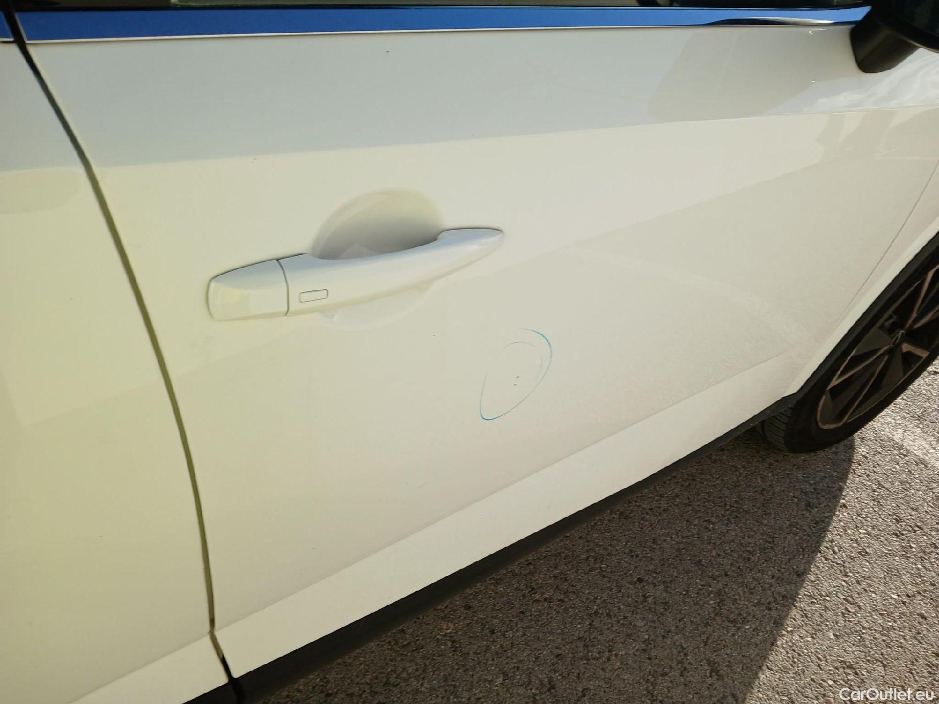  Nissan  Qashqai NISSAN  / 2021 / 5P / todoterreno DIG-T 116kW mHEV Xtronic Tekna #23