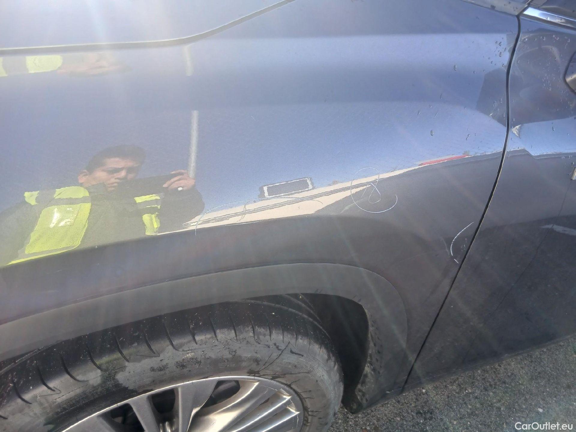  Toyota  Highlander TOYOTA  / 2021 / 5P / todoterreno 2.5 Advance P. Metalizada #10