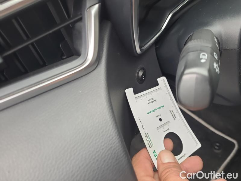  Toyota  Corolla  (E21) (2019)  1.8Hyb.Active AT #7