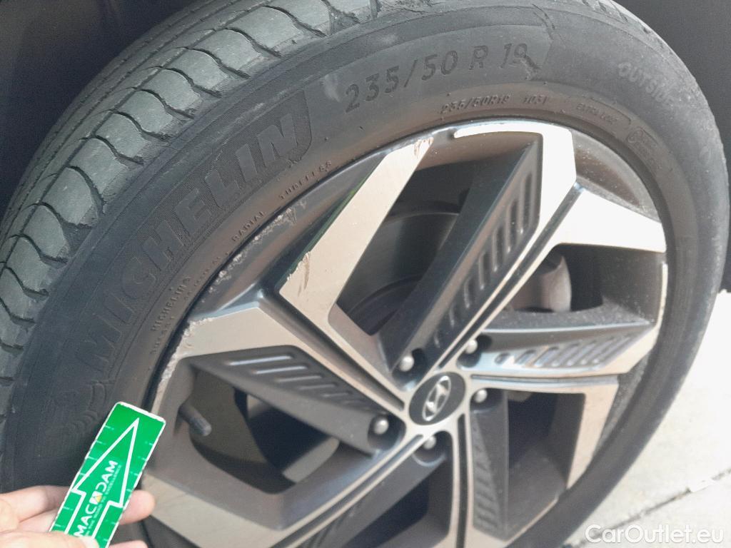  Hyundai  Tucson HYUNDAI  / 2020 / 5P / todoterreno 1.6 TGDI PHEV 195kW Tecno Sky Auto 4x4 #16