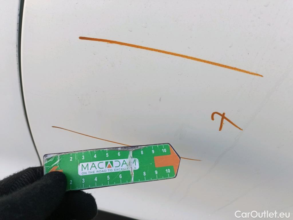  Renault  Clio RENAULT  / 2016 / 5P / berlina con portón Business dCi 55kW (75CV) -18 #29