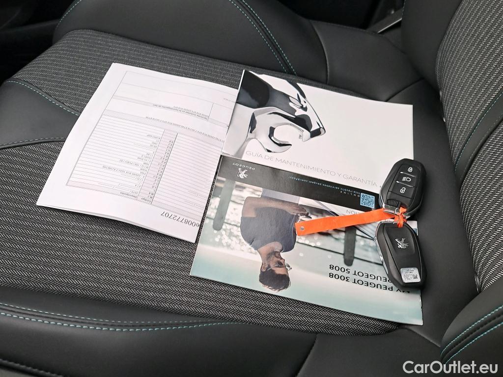  Peugeot  3008 PEUGEOT  Hybrid / 2020 / 5P / todoterreno 225 e-EAT8 Allure Pack #18