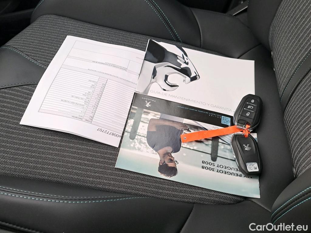  Peugeot  3008 PEUGEOT  Hybrid / 2020 / 5P / todoterreno 225 e-EAT8 Allure Pack #17