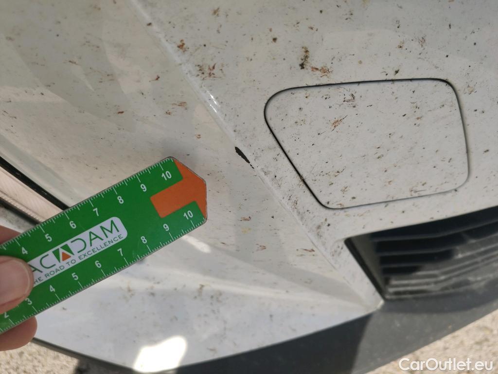  Peugeot  2008 PEUGEOT  / 2019 / 5P / todoterreno Active Pack BlueHDI 81kW (110CV) #19