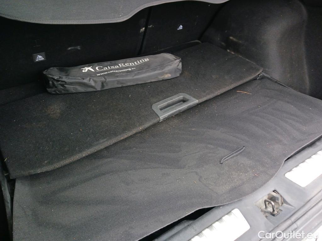  Renault  Kadjar RENAULT  / 2019 / 5P / crossover Zen GPF TCe 103kW (140CV) EDC (AC) #7